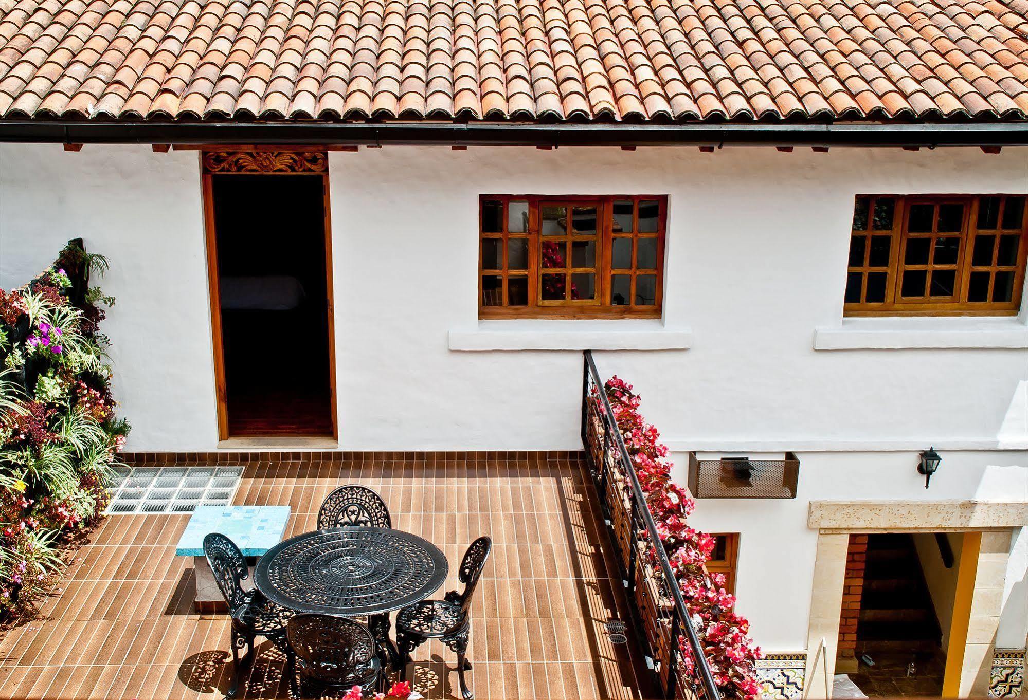Hotel Casona Usaquen Bogotá Esterno foto